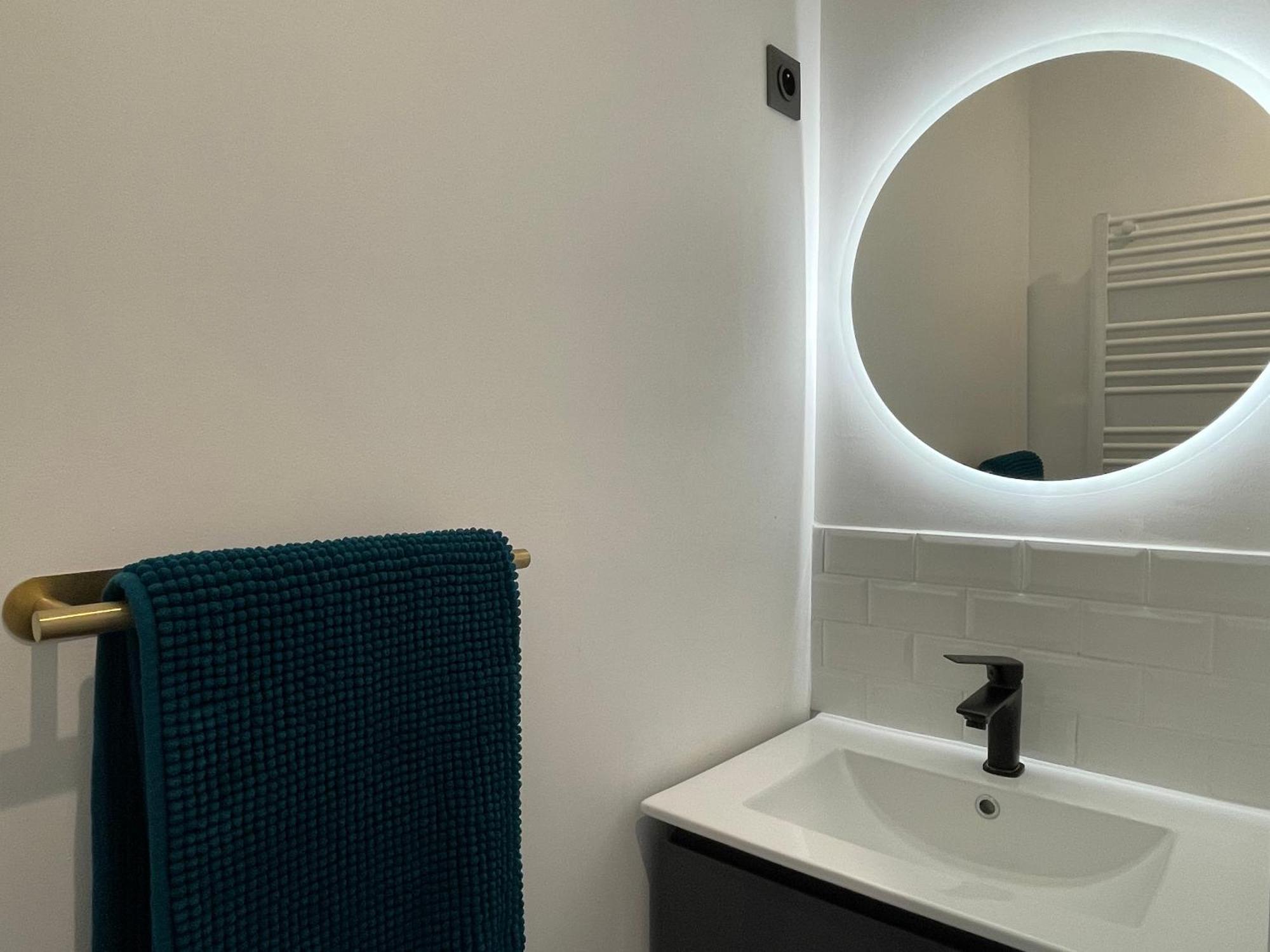 Les 3 Suites - 6 Personnes - 3 Chambres Avec Sdb Privatives Ланс Екстер'єр фото