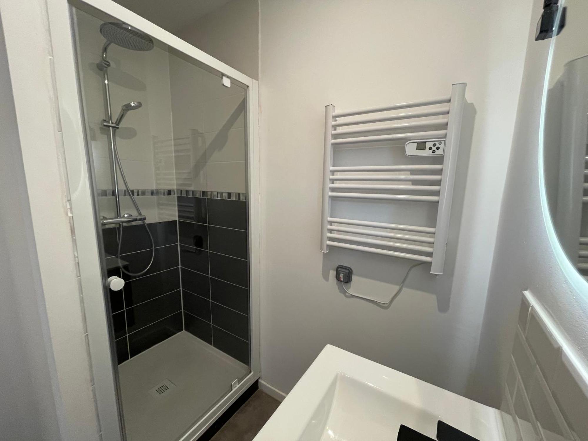 Les 3 Suites - 6 Personnes - 3 Chambres Avec Sdb Privatives Ланс Екстер'єр фото